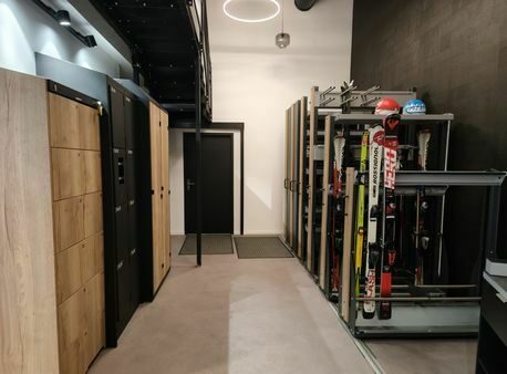 Showroom 458x338